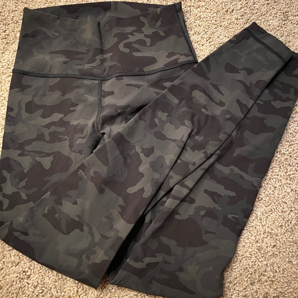 Lululemon Leggings: 28" Wunder Under Full-on Luxtreme